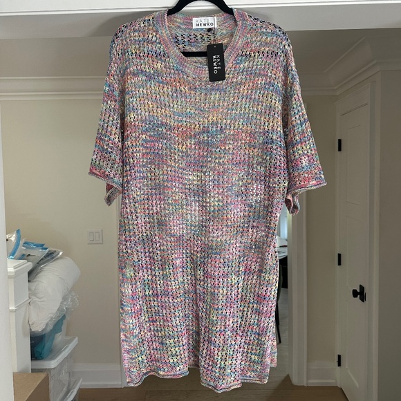 NWT KATE HEWKO Multicolour Crochet Sheer Tee with Side Slits- One Size Fits Most - Picture 2 of 16